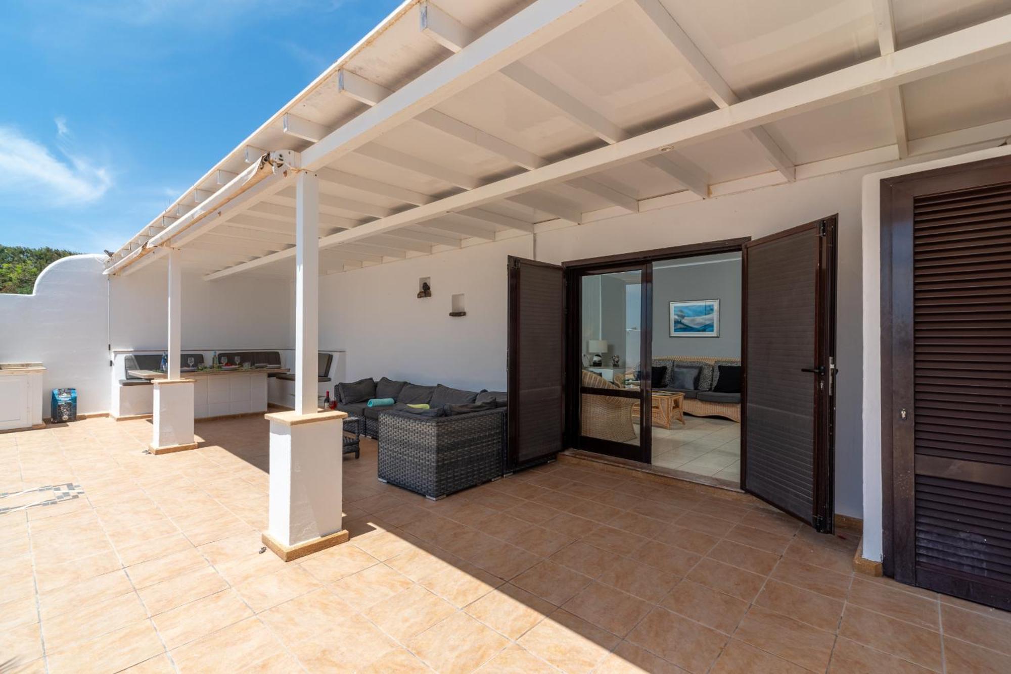 Villa Michelle - Lh114 By Villas Now Ltd Playa Blanca  Kültér fotó