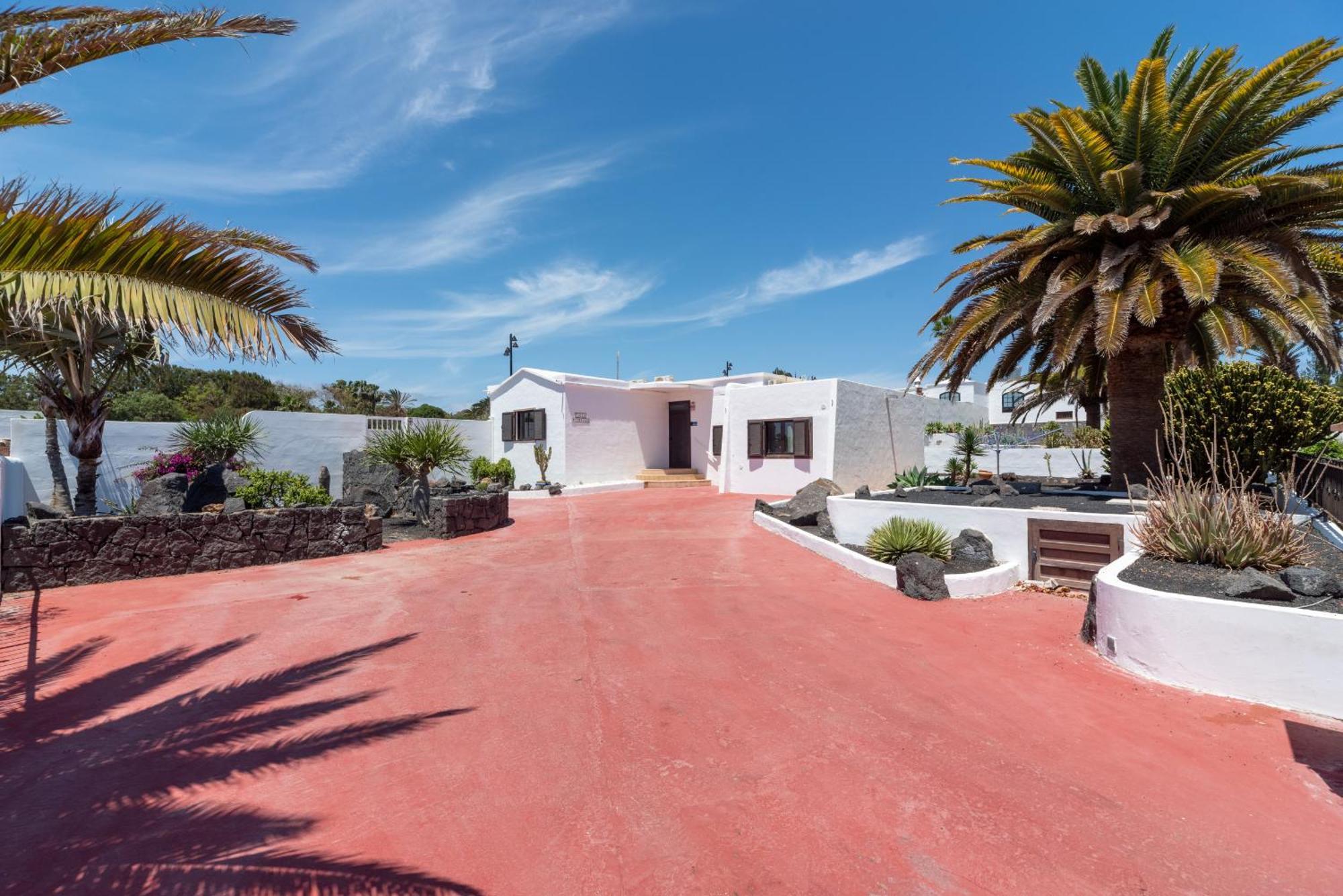 Villa Michelle - Lh114 By Villas Now Ltd Playa Blanca  Kültér fotó