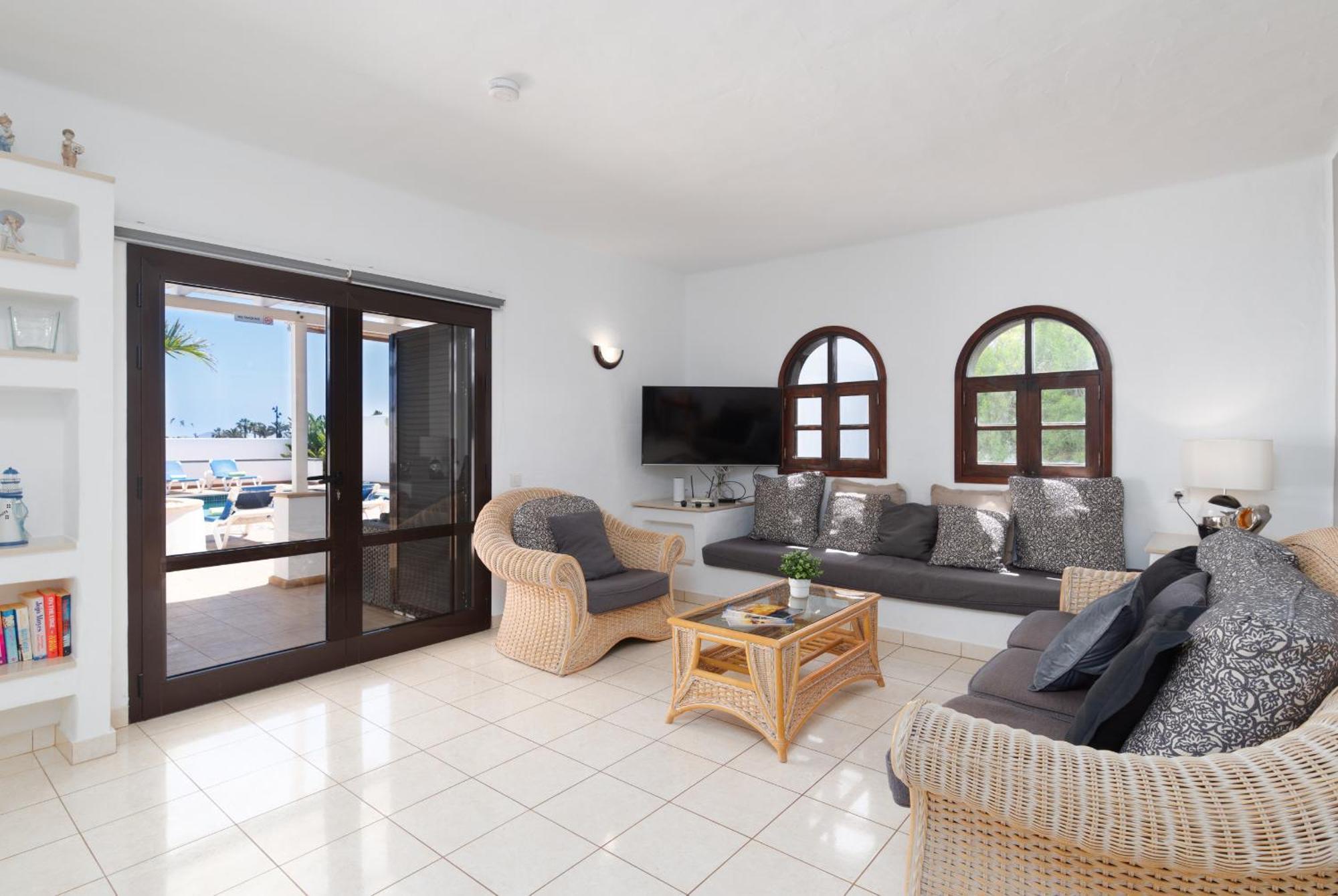 Villa Michelle - Lh114 By Villas Now Ltd Playa Blanca  Kültér fotó